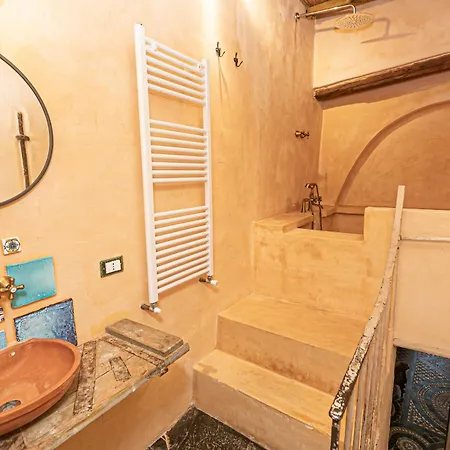 Iflat Historic Apt In The Centre Of Apartamento