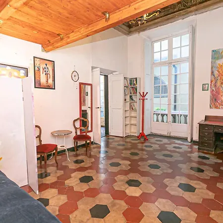 Iflat Historic Apt In The Centre Of *
